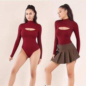 💛 2 for $30 - NWT MANGOPOP Mock Neck Cutout Bodysuit Long Sleeve in Burgundy